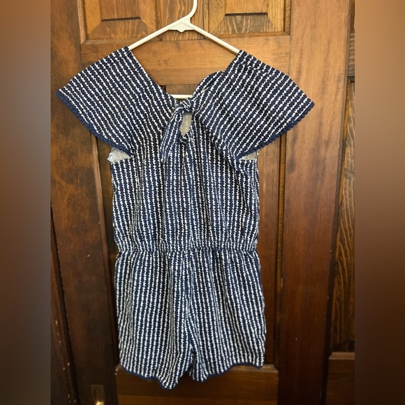 Beautiful Simple Print VV Romper (16) - Picture 4 of 5